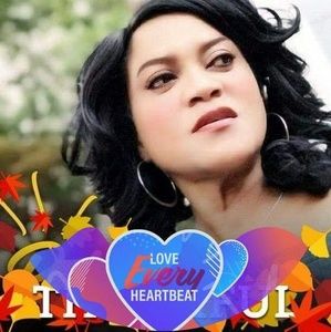 Meet your Posher, Cassandra